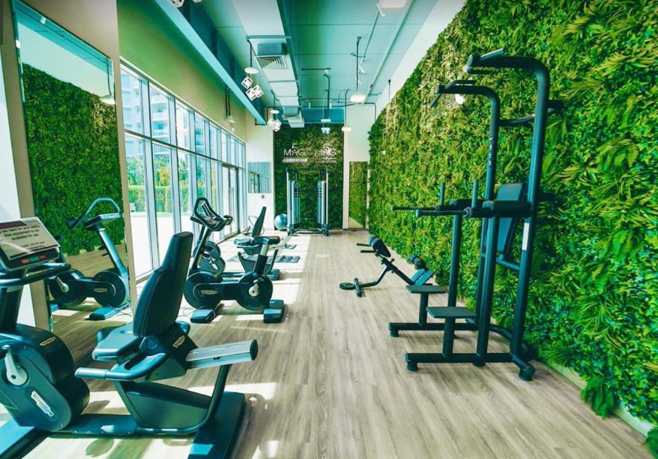 Elite Lux Holiday Homes - Cozy & Stylish 1 Bedroom With Huge Pools & World Class Gym Дубай Экстерьер фото